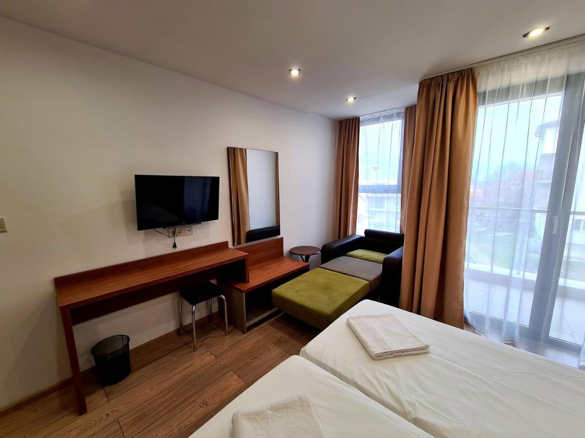 Family Serenity Palace Hotel
